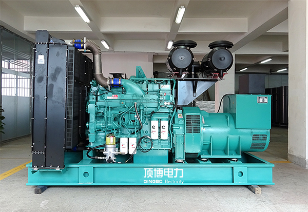 應(yīng)對突發(fā)電力中斷，頂博智能柴油發(fā)電機(jī)組為何成為備用電源的不二之選